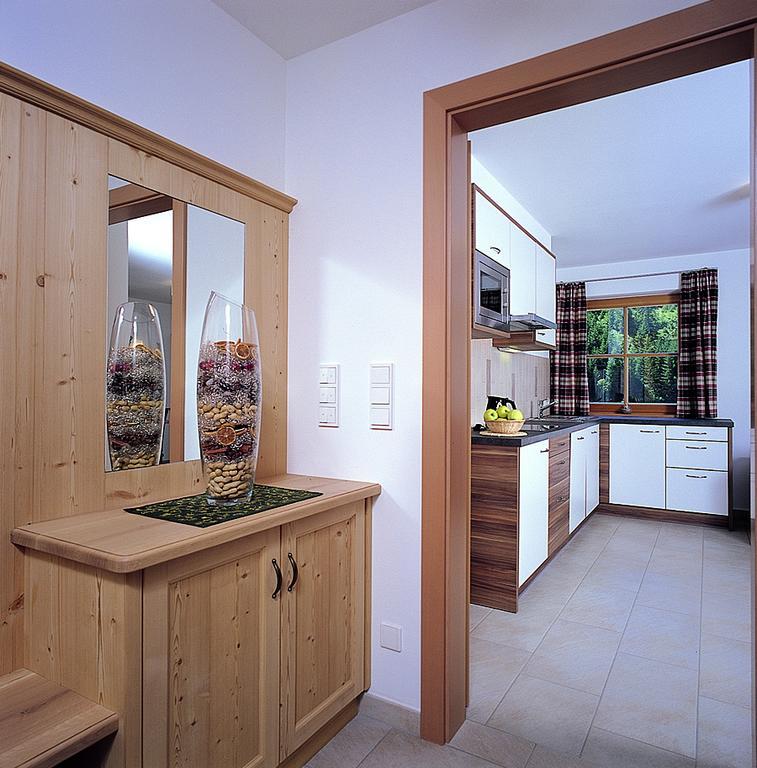 Apartments Restaurant Rusctlea Selva di Val Gardena Exterior photo
